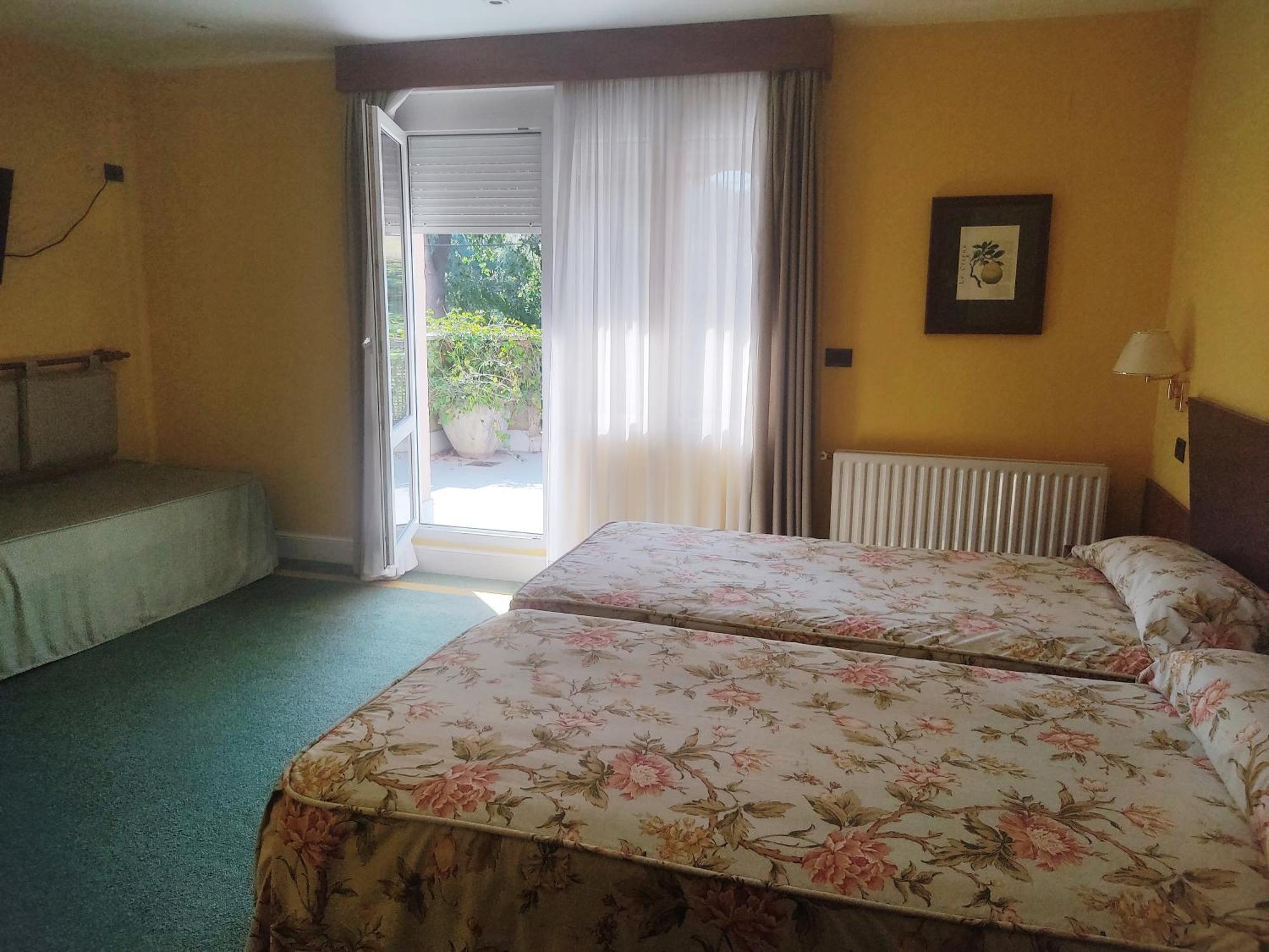 Hotel Suite Miono Castro Urdiales Eksteriør billede