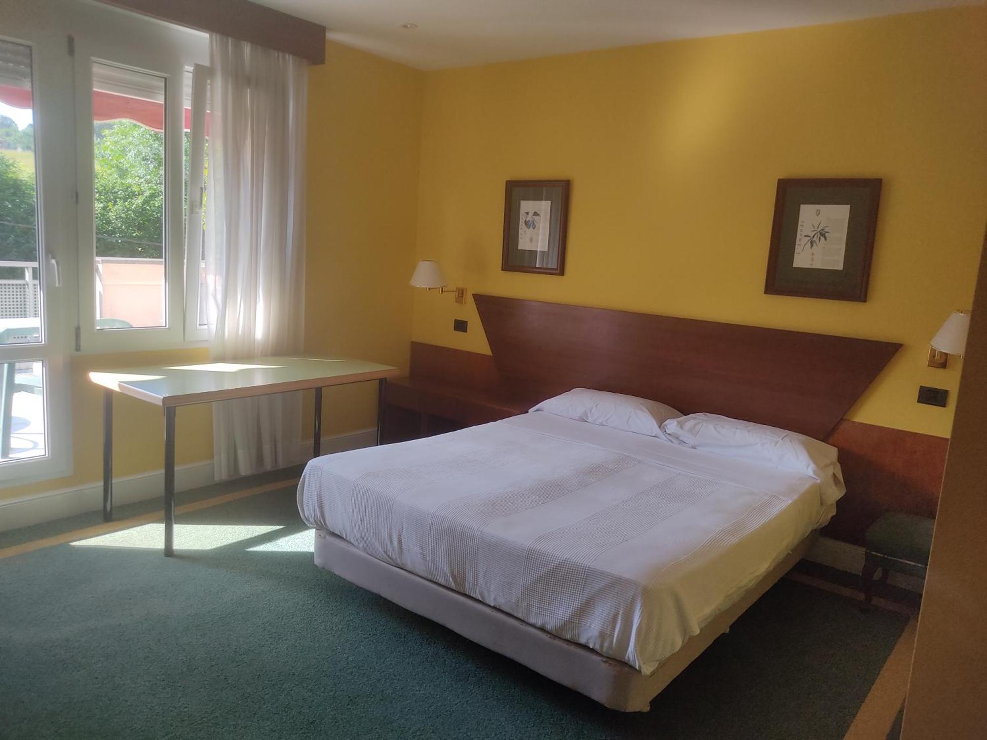 Hotel Suite Miono Castro Urdiales Eksteriør billede